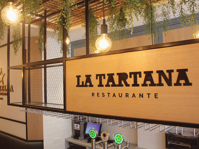 https://www.grupocasatomas.es/wp-content/uploads/2020/08/Restaurante-La-Tartana-7-640x480.jpg
